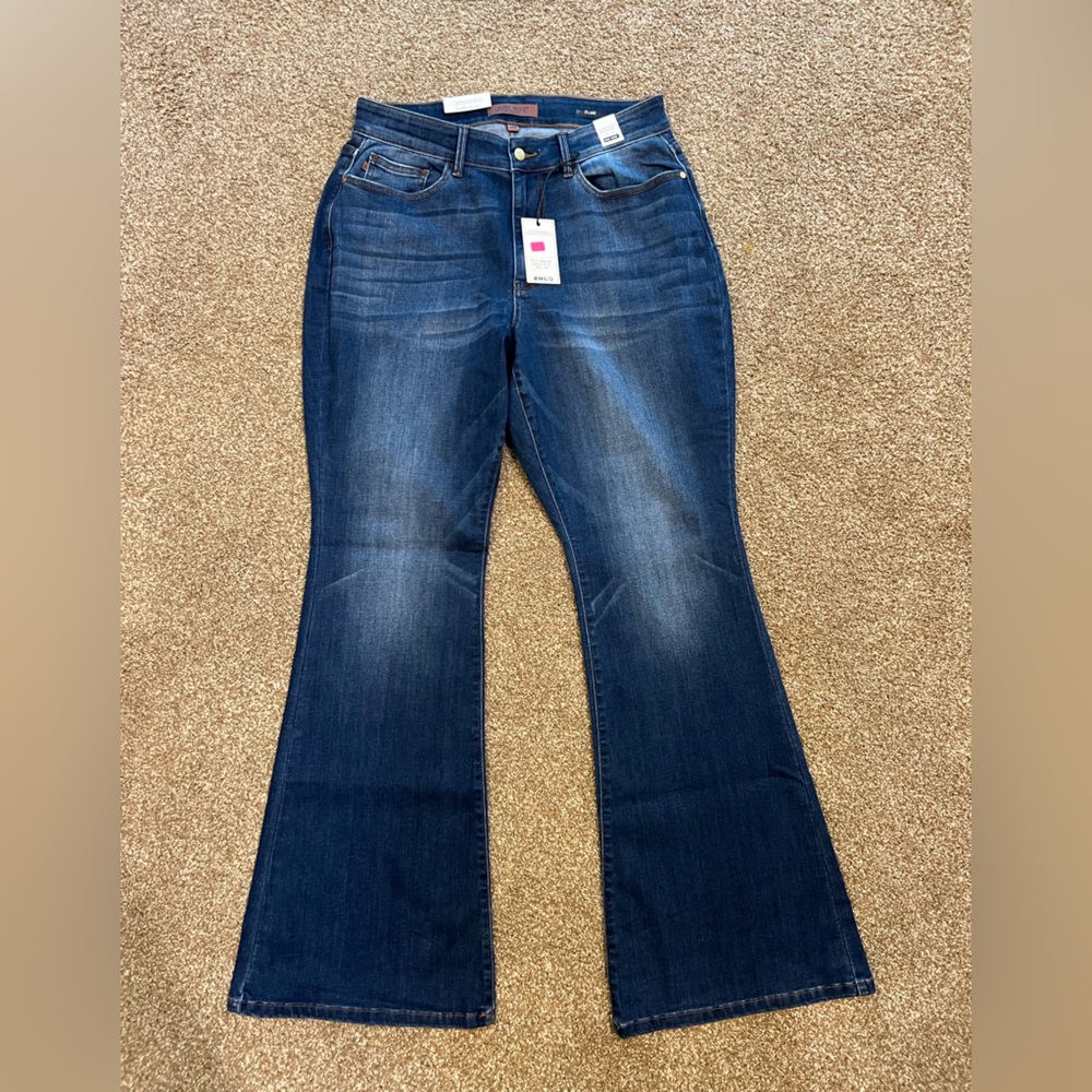 NWT Judy Blue jeans 14W